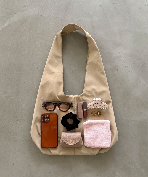 LOWRYS FARM(ローリーズファーム)の「Tote bag 1056921(トートバッグ・レディース・ベージュ/ブラウン・FREE)」の1枚目の写真
