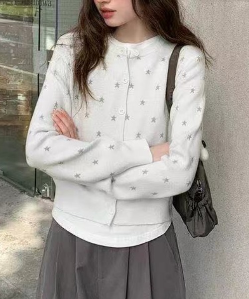 SHERU(シェル)の「ミニスター柄 フロントボタンニットカーディガン(ニット/セーター・レディース・グレー/ブラック/ホワイト・M)」の10枚目の写真