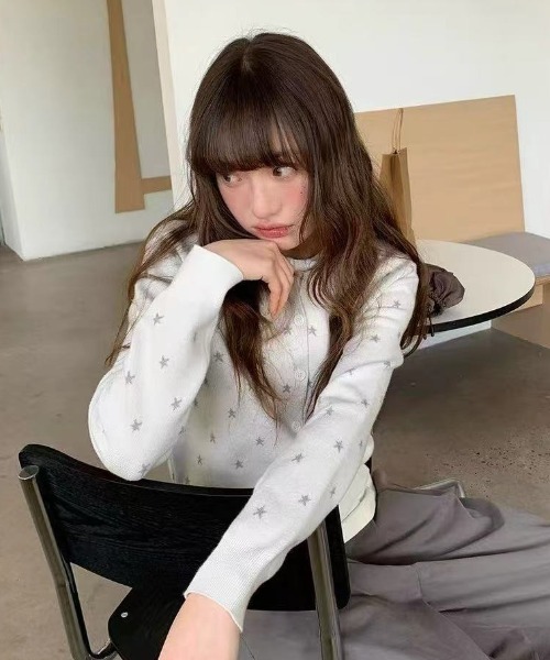 SHERU(シェル)の「ミニスター柄 フロントボタンニットカーディガン(ニット/セーター・レディース・グレー/ブラック/ホワイト・M)」の11枚目の写真