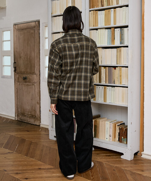 Dickies(ディッキーズ)の「Dickies × PUBLUX/ディッキーズ 別注 タック ワイド コーデュロイ ワークパンツ 限定展開(その他パンツ・メンズ・ベージュ/ブラック/ブラウン・SMALL/LARGE/MEDIUM)」の7枚目の写真
