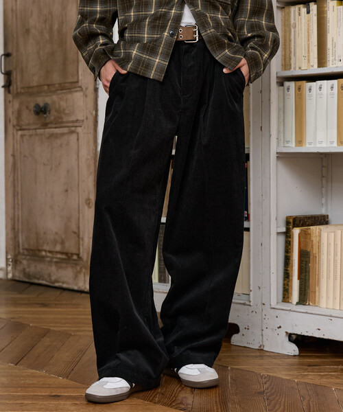 Dickies(ディッキーズ)の「Dickies × PUBLUX/ディッキーズ 別注 タック ワイド コーデュロイ ワークパンツ 限定展開(その他パンツ・メンズ・ベージュ/ブラック/ブラウン・SMALL/LARGE/MEDIUM)」の10枚目の写真