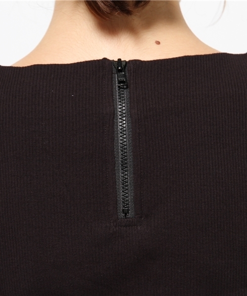 MOUSSY（マウジー）の「BACK ZIP HALF SLEEVE TOPS（Tシャツ/カットソー・レディース・ブルー/トップグレー/レッド/ホワイト/ブラック・FREE）」の10枚目の写真