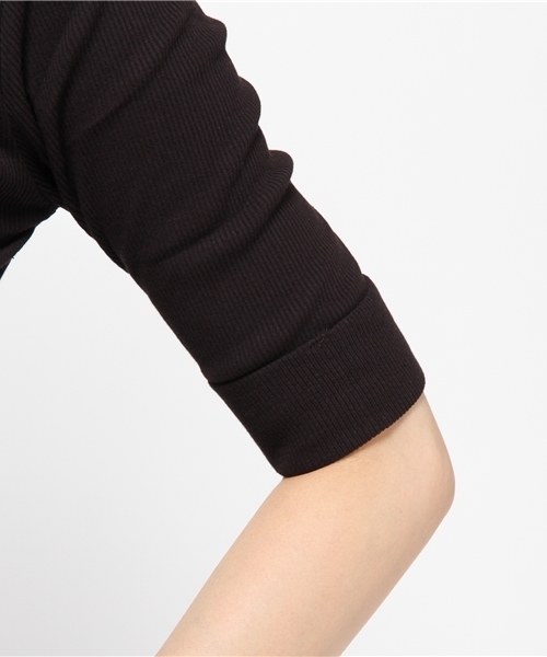 MOUSSY（マウジー）の「BACK ZIP HALF SLEEVE TOPS（Tシャツ/カットソー・レディース・ブルー/トップグレー/レッド/ホワイト/ブラック・FREE）」の11枚目の写真