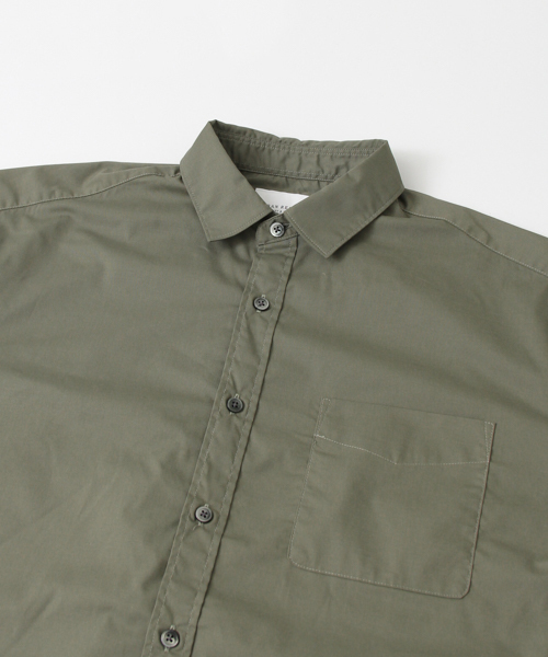 URBAN RESEARCH(アーバンリサーチ)の「UR STRETCH COMFORT SHIRT(シャツ/ブラウス・メンズ・ホワイト/キャメル/ブラック/カーキ・MEDIUM/LARGE)」の12枚目の写真