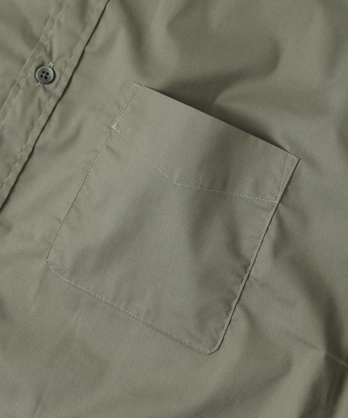 URBAN RESEARCH(アーバンリサーチ)の「UR STRETCH COMFORT SHIRT(シャツ/ブラウス・メンズ・ホワイト/キャメル/ブラック/カーキ・MEDIUM/LARGE)」の16枚目の写真