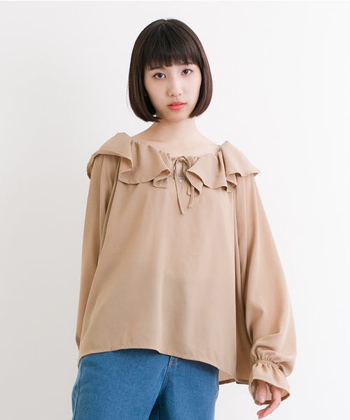 MERLOT（メルロー）の「ジョーゼットラッフルオフショルブラウス582-9527（シャツ/ブラウス・レディース・ベージュ/ネイビー/ホワイト/ピンク・FREE）」の12枚目の写真