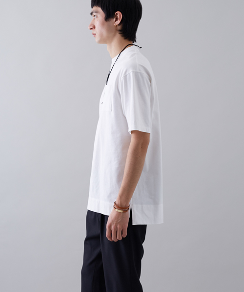 STUDIOUS（ステュディオス）の「【STUDIOUS】オーバーサイズコーマポケットT（Tシャツ/カットソー・メンズ・ブルー/ホワイト/ブラック/ベージュ/ピンク・2/1/3）」の19枚目の写真