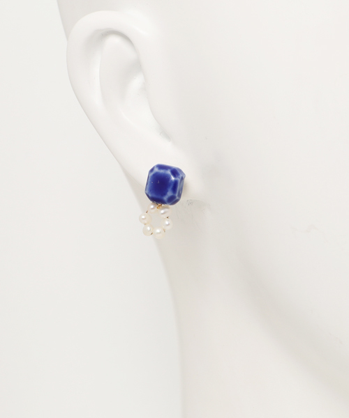 TONE SELECT GOODS(トーンセレクトグッズ)の「【irodori】circle パール pierce(ピアス(両耳用)・レディース・ブルー・FREE)」の4枚目の写真