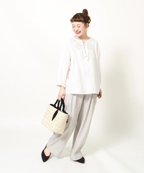 coen(コーエン)の「フレンチリネンブレンドワイドパンツ(その他パンツ・レディース・ベージュ/ネイビー・SMALL/MEDIUM/LARGE)」の19枚目の写真