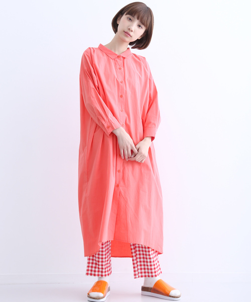 MERLOT(メルロー)の「ビッグシルエット襟付きシャツワンピース1452(シャツワンピース・レディース・ブラック/グリーン/ピンク/オフホワイト/ベージュ・FREE)」の5枚目の写真