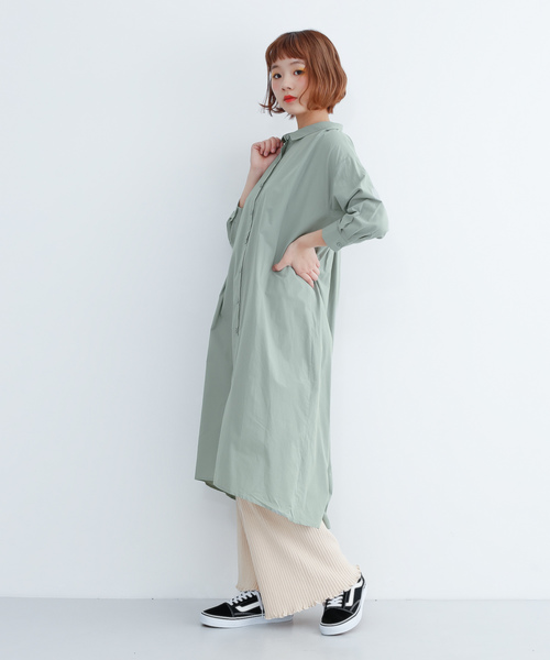 MERLOT(メルロー)の「ビッグシルエット襟付きシャツワンピース1452(シャツワンピース・レディース・ブラック/グリーン/ピンク/オフホワイト/ベージュ・FREE)」の21枚目の写真