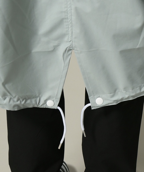 JOINT WORKS(ジョイントワークス)の「ビッグフーデットコート(その他アウター・メンズ・ブラック/ライトグレー・LARGE/MEDIUM)」の4枚目の写真