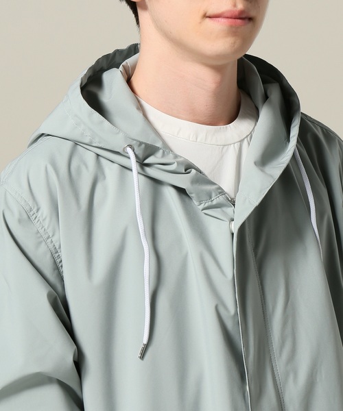 JOINT WORKS(ジョイントワークス)の「ビッグフーデットコート(その他アウター・メンズ・ブラック/ライトグレー・LARGE/MEDIUM)」の3枚目の写真