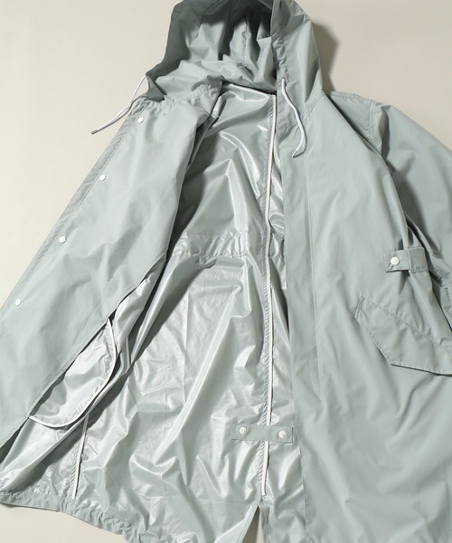 JOINT WORKS(ジョイントワークス)の「ビッグフーデットコート(その他アウター・メンズ・ブラック/ライトグレー・LARGE/MEDIUM)」の17枚目の写真