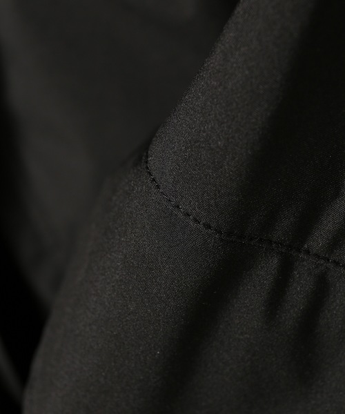 JOINT WORKS(ジョイントワークス)の「ビッグフーデットコート(その他アウター・メンズ・ブラック/ライトグレー・LARGE/MEDIUM)」の15枚目の写真