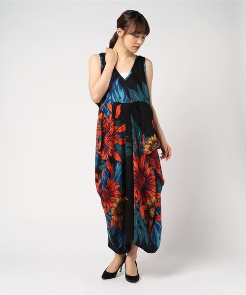 チャイハネ(チャイハネ)の「【チャイハネ】ヴィンテージアロハ柄ノースリーブワンピース(ワンピース・レディース・ホワイト/ブラック/ベージュ・FREE)」の6枚目の写真