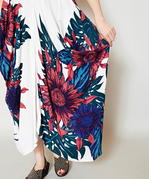 チャイハネ(チャイハネ)の「【チャイハネ】ヴィンテージアロハ柄ノースリーブワンピース(ワンピース・レディース・ホワイト/ブラック/ベージュ・FREE)」の11枚目の写真