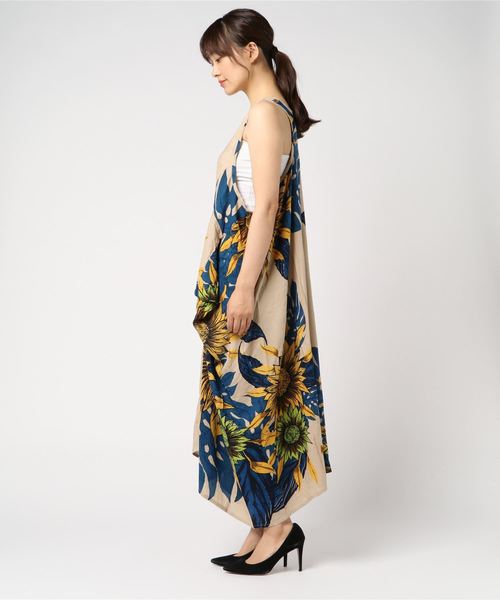 チャイハネ(チャイハネ)の「【チャイハネ】ヴィンテージアロハ柄ノースリーブワンピース(ワンピース・レディース・ホワイト/ブラック/ベージュ・FREE)」の4枚目の写真