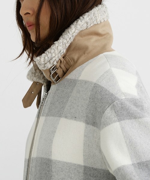 Munich（ミューニック）の「バッファローチェック衿ボア切替えボンバーコート（その他アウター・レディース・ライトグレー・S/XS）」の6枚目の写真