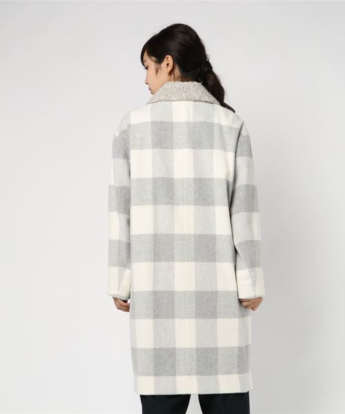 Munich（ミューニック）の「バッファローチェック衿ボア切替えボンバーコート（その他アウター・レディース・ライトグレー・S/XS）」の4枚目の写真