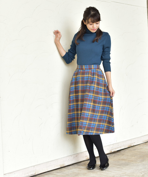 rps（アールピーエス）の「リブタートルニットプルオーバー（ニット/セーター・レディース・オフホワイト/ブラック/ダークグリーン/ブルー・M/L）」の17枚目の写真