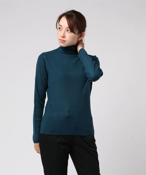 rps（アールピーエス）の「リブタートルニットプルオーバー（ニット/セーター・レディース・オフホワイト/ブラック/ダークグリーン/ブルー・M/L）」の7枚目の写真