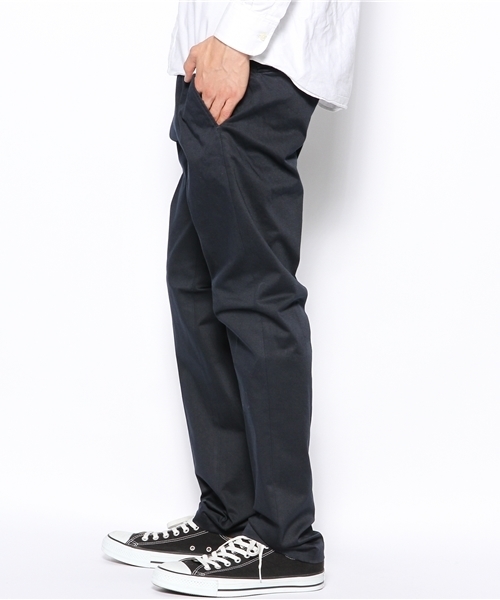 NANO universe(ナノユニバース)の「Tapered Trousers(チノパンツ・メンズ・ベージュ/カーキ/ダークブルー・44/46/48/50)」の4枚目の写真