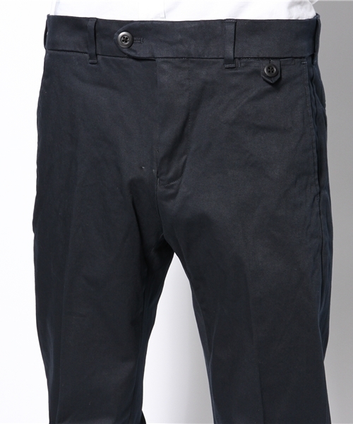 NANO universe(ナノユニバース)の「Tapered Trousers(チノパンツ・メンズ・ベージュ/カーキ/ダークブルー・44/46/48/50)」の6枚目の写真