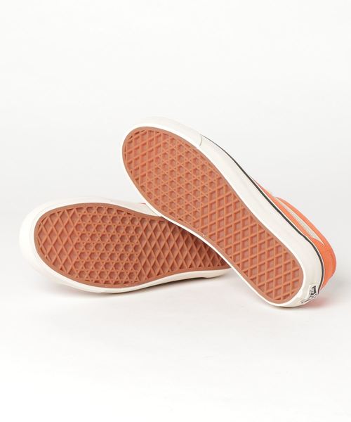 VANS（バンズ）の「VANS BOLD NI VN0A3WLPVLM（スニーカー・レディース・オレンジ・23.5cm/23cm/24.5cm/24cm）」の3枚目の写真