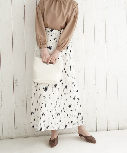 AmiAmi（アミアミ）の「Vカットミュールサンダル（サンダル・レディース・ブラック/グレイッシュベージュ/パイソン/ブラウン/ブラック系その他/チョコ/ブラウン系その他/ホワイト系その他/ベージュ系その他/アイボリー/グリーン/オートミール/ナチュラル/ブラック系その他2/キャメル/チェック/ブラウン系その他2/シルバー/ブラック×ブラック/ホワイト×ホワイト・L/LL/M/S）」の22枚目の写真