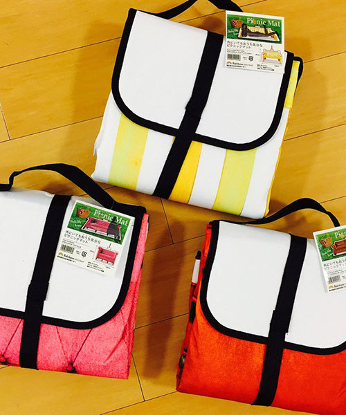 entre square（アントレスクエアー）の「ピクニックマット ソファ ピンク（トラベルグッズ・レディース・ピンク・ONE SIZE）」の3枚目の写真