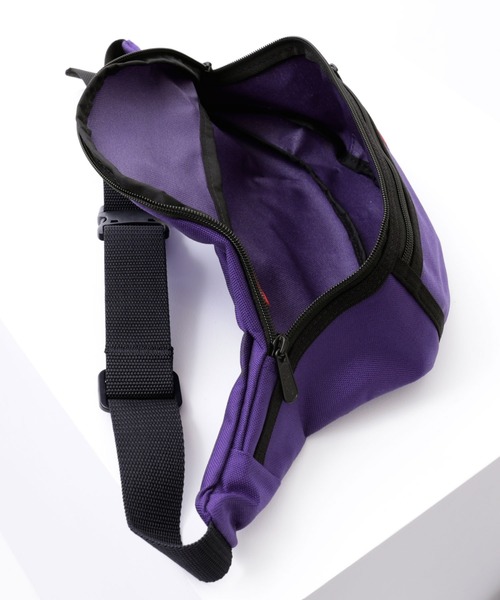 Manhattan Portage(マンハッタンポーテージ)の「Manhattan Portage/マンハッタンポーテージ WEST ボディバッグ/B1101 ウエストバッグ(ボディバッグ/ウエストポーチ・メンズ・ブラック/パープル/ネイビー/グレー/レッド/グリーン・FREE)」の11枚目の写真
