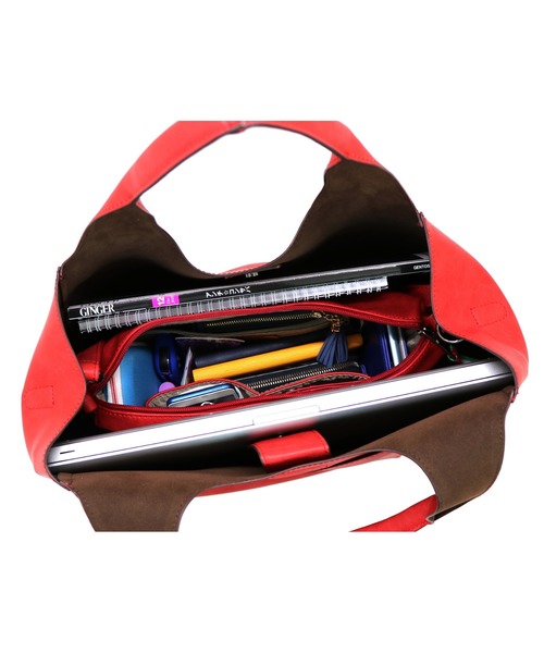 GUSCIO(グッシオ)の「【グッシオベーシック】3WAYトートバッグ×ショルダー ショルダーバッグ付(トートバッグ・レディース・ブラック/ネイビー/レッド/イエロー/オレンジ/アイボリー/ダークグレー/ラベンダー/ブラウン系その他/ベージュ系その他/グリーン系その他/ライトグリーン・FREE)」の18枚目の写真