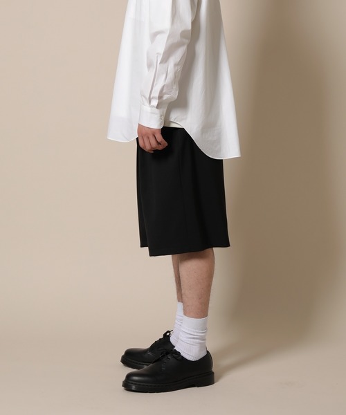 ADAM ET ROPE'（アダムエロペ）の「【CARREMAN】ワイドハーフスラックス〈WEB・一部店舗限定〉（その他パンツ・メンズ・グレー系その他/ブラック/イエロー系その他3・M/L）」の19枚目の写真