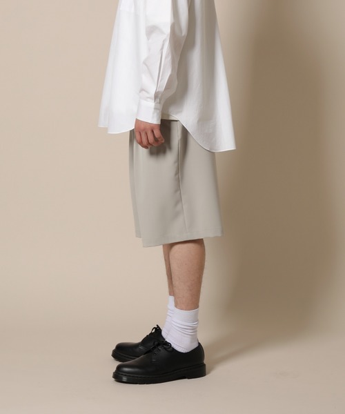 ADAM ET ROPE'（アダムエロペ）の「【CARREMAN】ワイドハーフスラックス〈WEB・一部店舗限定〉（その他パンツ・メンズ・グレー系その他/ブラック/イエロー系その他3・M/L）」の10枚目の写真