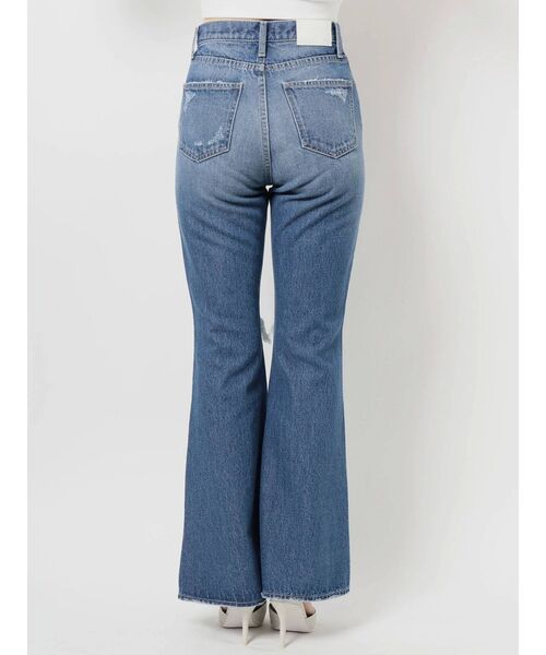 GYDA（ジェイダ）の「KNEEダメージベルボトムデニムパンツ（デニムパンツ・レディース・アイボリー/ブルー/ライトブルー・X-SMALL/SMALL/MEDIUM）」の18枚目の写真