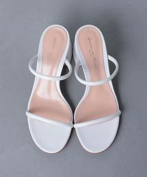 【Gianvito Rossi】GAETA ラウンドトゥ チャンキー サンダル Gianvito Rossi】GAETA ラウンドトゥ チャンキー サンダル