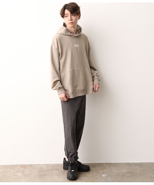 FIRST DOWN（ファーストダウン）の「【FIRST DOWN×JUNRed別注】プルパーカー（パーカー・メンズ・ホワイト/ブラック/ベージュ・M/L）」の5枚目の写真