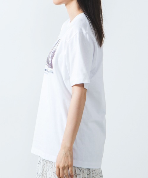 WEGO（ウィゴー）の「WEGO/カラーフォトプリントTシャツ（Tシャツ/カットソー・レディース・ホワイト/スミクロ・SMALL/MEDIUM/LARGE）」の13枚目の写真