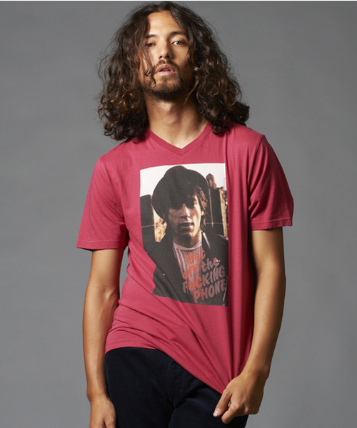 ＶネックTシャツ◆ヒステリックグラマー HYSTERIC GLAMOUR（ヒステリックグラマー）の「84 SOUNDS プリント V トップス