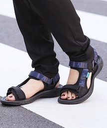 アウトドアテープサンダル