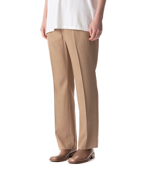KAZUYUKI KUMAGAI ATTACHMENT(カズユキクマガイアタッチメント)の「VISCOSE TWILL STRAIGHT FIT TROUSERS(スラックス・メンズ・ブラック/ベージュ・3/1/2)」の3枚目の写真