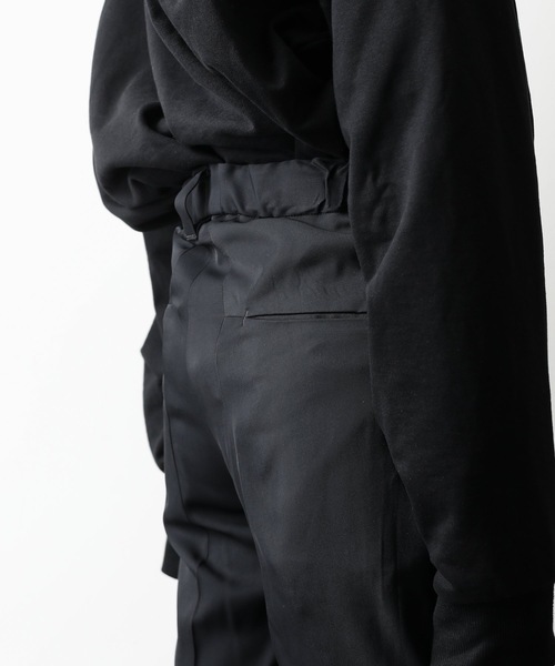 KAZUYUKI KUMAGAI ATTACHMENT(カズユキクマガイアタッチメント)の「VISCOSE TWILL STRAIGHT FIT TROUSERS(スラックス・メンズ・ブラック/ベージュ・3/1/2)」の18枚目の写真