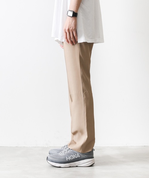 KAZUYUKI KUMAGAI ATTACHMENT(カズユキクマガイアタッチメント)の「VISCOSE TWILL STRAIGHT FIT TROUSERS(スラックス・メンズ・ブラック/ベージュ・3/1/2)」の22枚目の写真