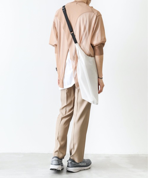 KAZUYUKI KUMAGAI ATTACHMENT(カズユキクマガイアタッチメント)の「VISCOSE TWILL STRAIGHT FIT TROUSERS(スラックス・メンズ・ブラック/ベージュ・3/1/2)」の12枚目の写真