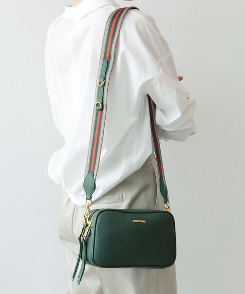 Four ショルダーバッグ バッグ Dカンストラップショルダー付きbag ショルダーバッグ Three Three Time スリーフォータイム のファッション 特価本物商品 ショルダーバッグ