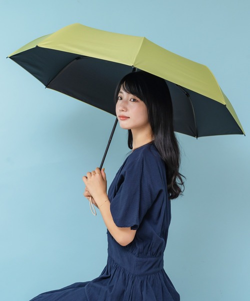 VitaFelice(ヴィータフェリーチェ)の「晴雨兼用 UVカット 折りたたみ日傘 遮光率100%・UV遮蔽率99.9%以上(折りたたみ傘・レディース・ピンク/グレー/ネイビー/オリーブ/ブラック/ブルー/ライム/サンドベージュ/ミント・FREE)」の5枚目の写真