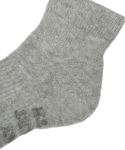 FRUIT OF THE LOOM（フルーツオブザルーム）の「【FRUIT OF THE LOOM】【KIDS】無地マルチ３P/クォーター丈ソックス/キッズ/3足セット（ソックス/靴下・キッズ・マルチ・13cm-15cm/16cm-18cm）」の3枚目の写真