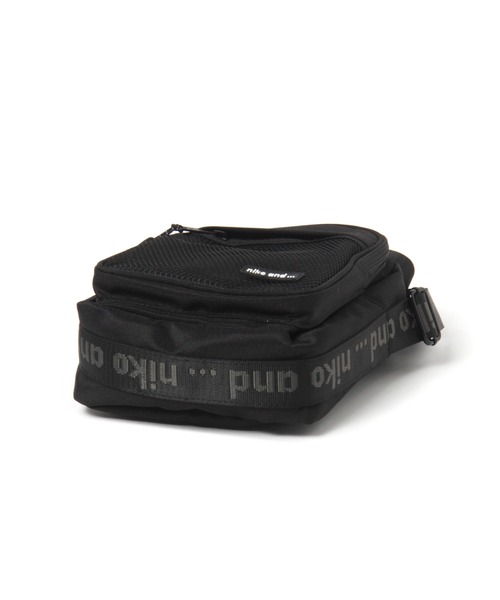 niko and...（ニコアンド）の「オリジナルメッシュスクエアミニショルダーバッグ（ショルダーバッグ・レディース・ブラック/その他1/ブラウン/その他2/キャメル/その他3/ダークグレー・0）」の8枚目の写真