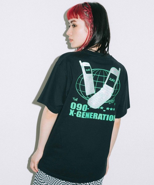 X-girl（エックスガール）の「MOBILE PHONE S/S TEE（Tシャツ/カットソー・レディース・ホワイト/ブラック/ブルー・S/M/L/XL）」の3枚目の写真